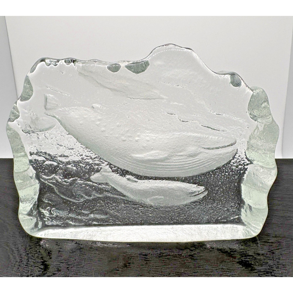 Humpback Whale Clear Glass Etched Paperweight Sculpture Mother & Baby Calf Sperm